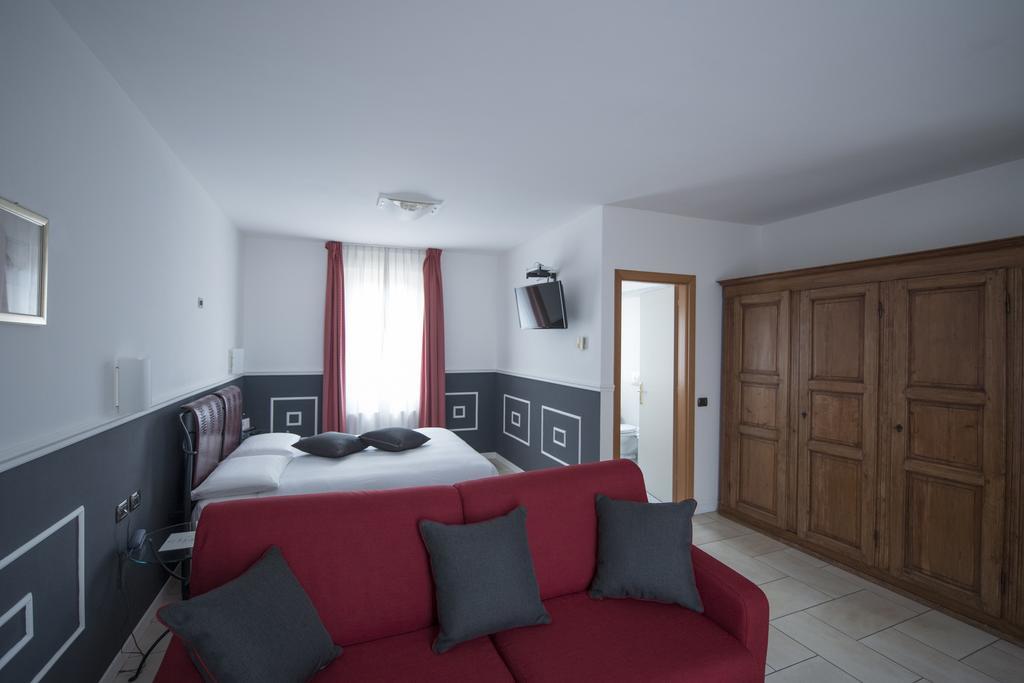 Hotel Villa Colico Exteriör bild